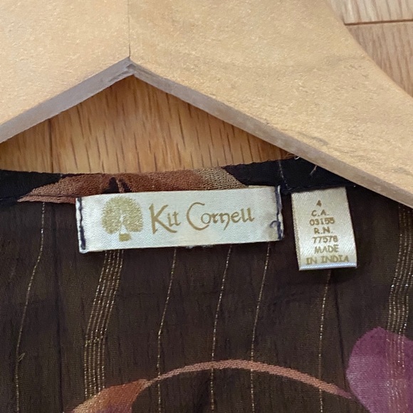 Corset Like Top with 40 Buttons - Picture 3 of 3